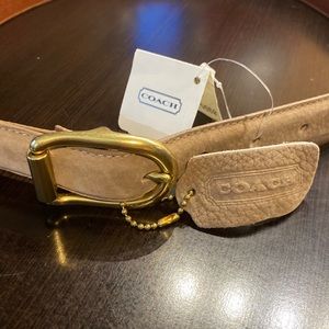 Coach womens belt/tan/New